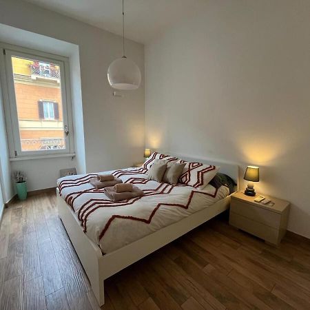 La Dolce Vita - Luxury Colosseum Boutique Apartment Roma Exterior foto